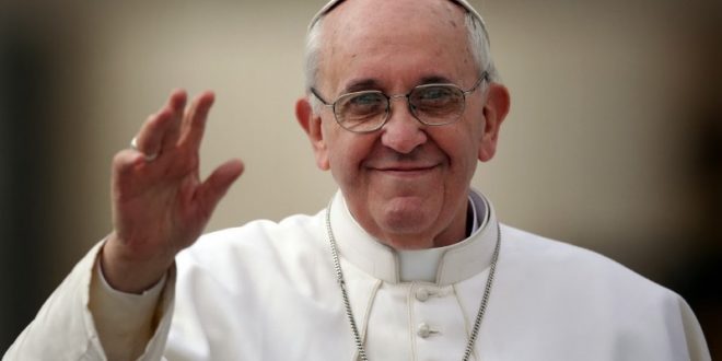 VATICAN CITY, VATICAN - MARCH 27:  Pope Francis waves to the crowd as he drives around St Peter's Square ahead of his first weekly general audience as pope on March 27, 2013 in Vatican City, Vatican. Pope Francis held his weekly general audience in St Peter's Square today  (Photo by Christopher Furlong/Getty Images)