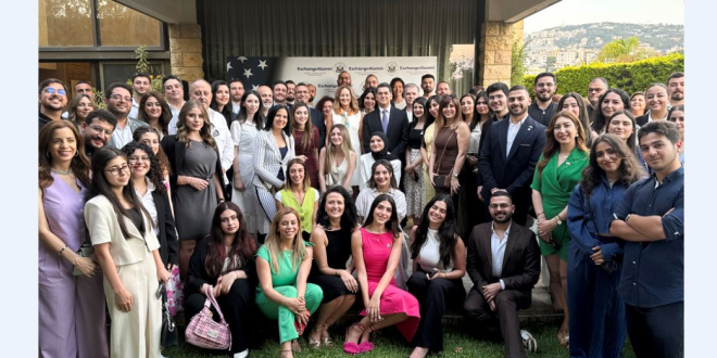 مرقص خريجي البرامج برعاية الحكومة الاميركية