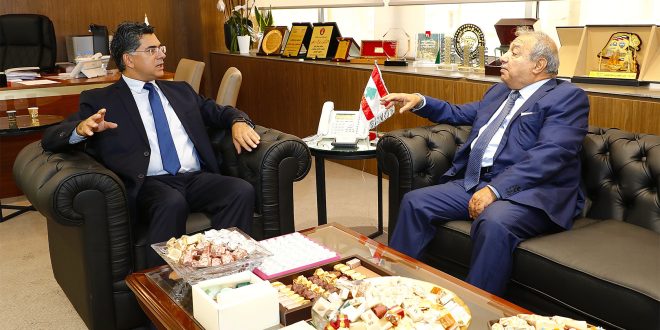 مرقص نقيب الصحافة