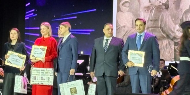 الطبيبان الياس وانطوان سعد