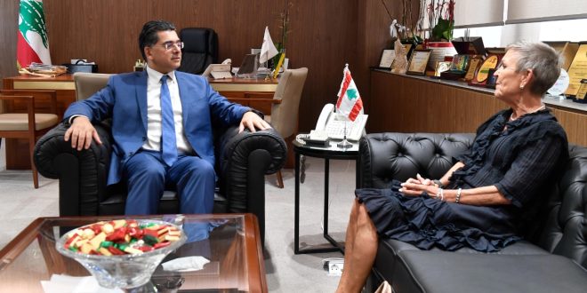 مرقص سفيرة فنلندا لدى لبنان آنّي مسكانان