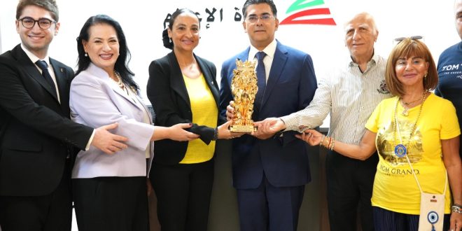 لقاءات لوزير مرقص