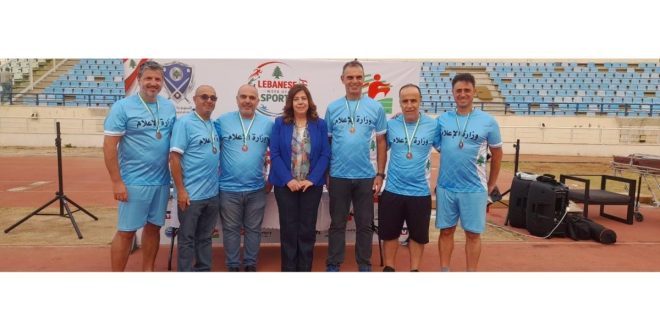 وزارة الإعلام تسلم من وزيرة الشباب