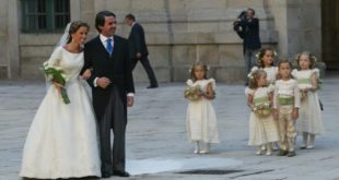 MADRID 5 09 2002   BODA DE LA HIJA DE AZNAR EN EL ESCORIAL   FOTO DAVID CASTRO IMAGEN DIGITAL