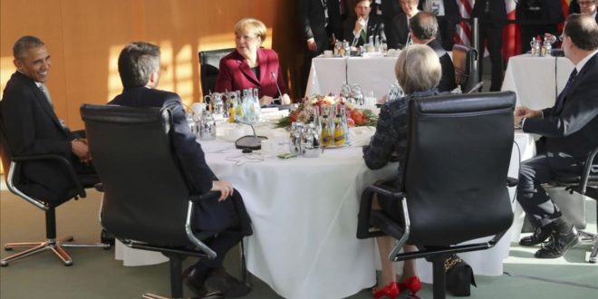 U S  President Barack Obama  German Chancellor Angela Merkel  French President Francois Hollande  Spain s Prime Minister Mariano Rajoy  Britain s Prime Minister Theresa May and  Italian Prime Minister Matteo Renzi meet at the chancellery in Berlin  Germany  November 18  2016  REUTERS Kay Nietfeld POOL