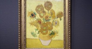 van-gogh-sunflowers-3