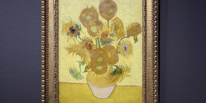 van-gogh-sunflowers-3