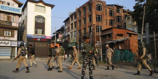 policia-india-srinagar